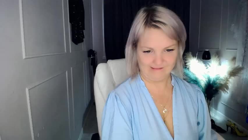 emmmam Adult Chat April 17, 2026