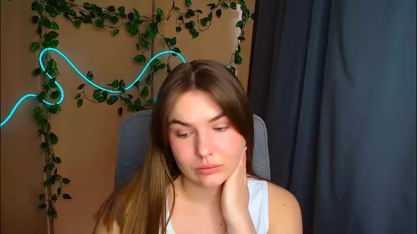 mia_lemm Adult Chat April 17, 2026