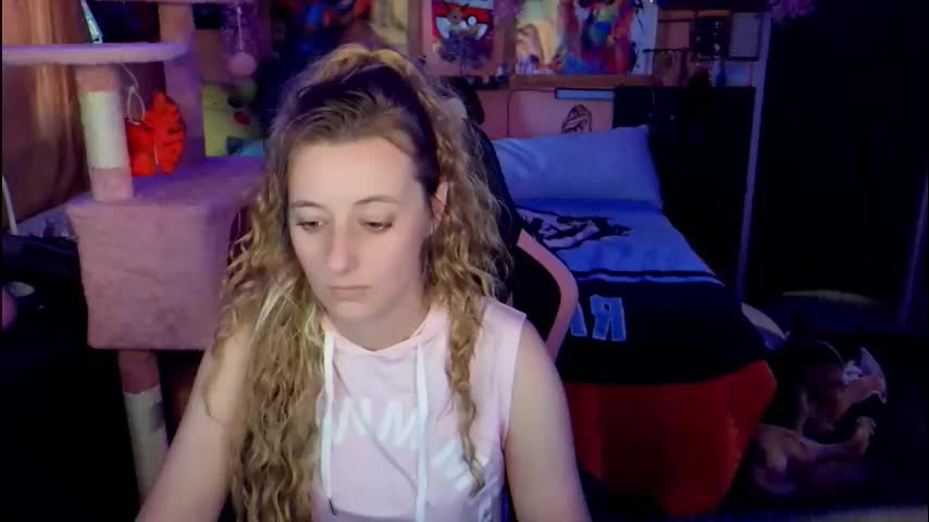 yoursecretgirlfriend963 Adult Chat April 17, 2026