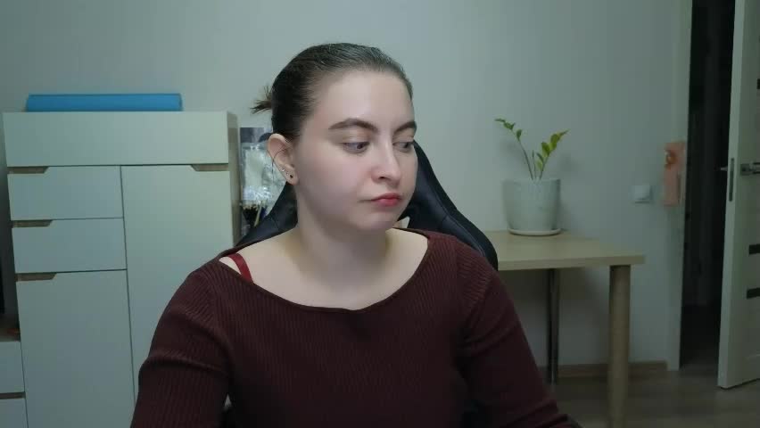 alice_________________________ Adult Chat April 17, 2026