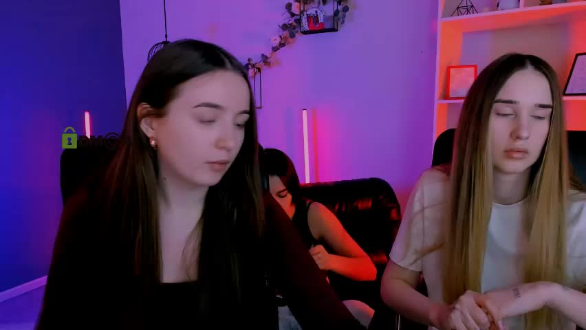 _kellykitten_ Adult Chat April 17, 2026