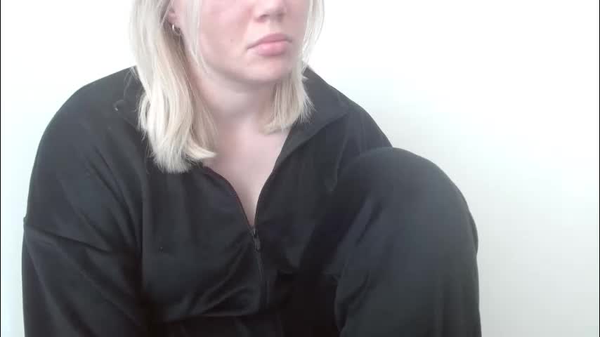 leyla_le Adult Chat April 17, 2026