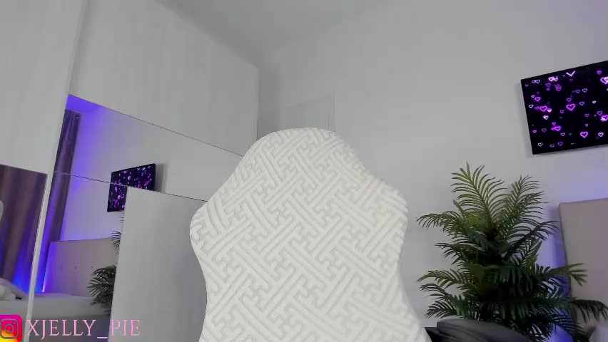 xjelly_piee Adult Chat April 17, 2026