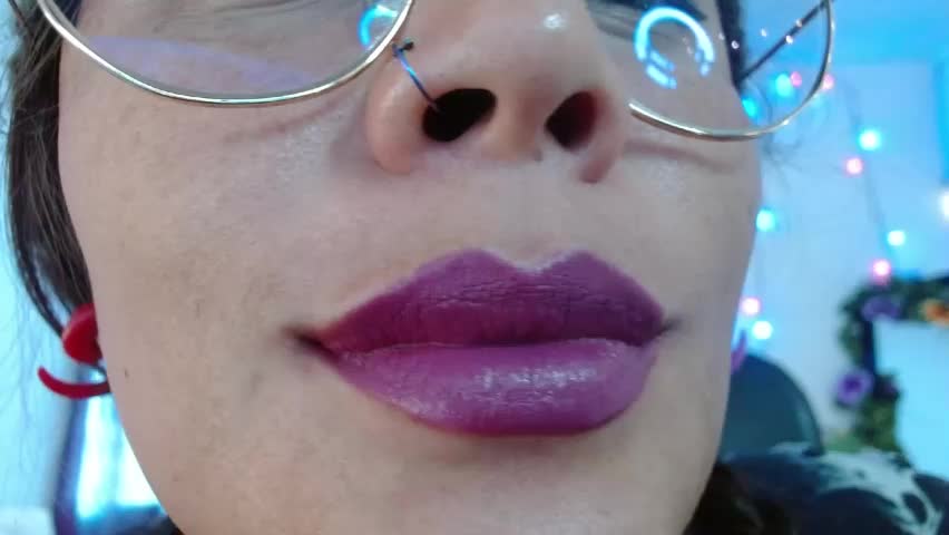 miss_evoleth2 Adult Chat April 17, 2026