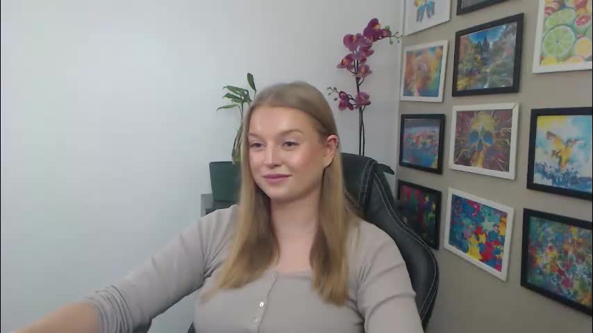 mysteryericax Adult Chat April 17, 2026