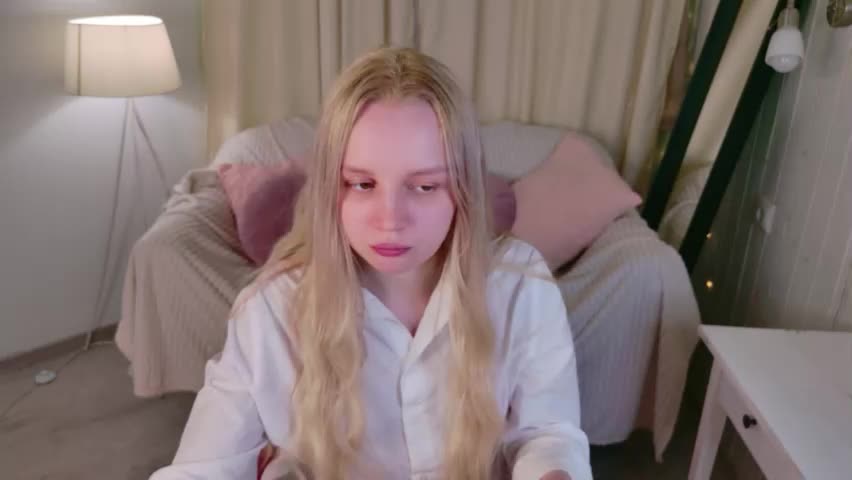 tinasiner Adult Chat April 17, 2026