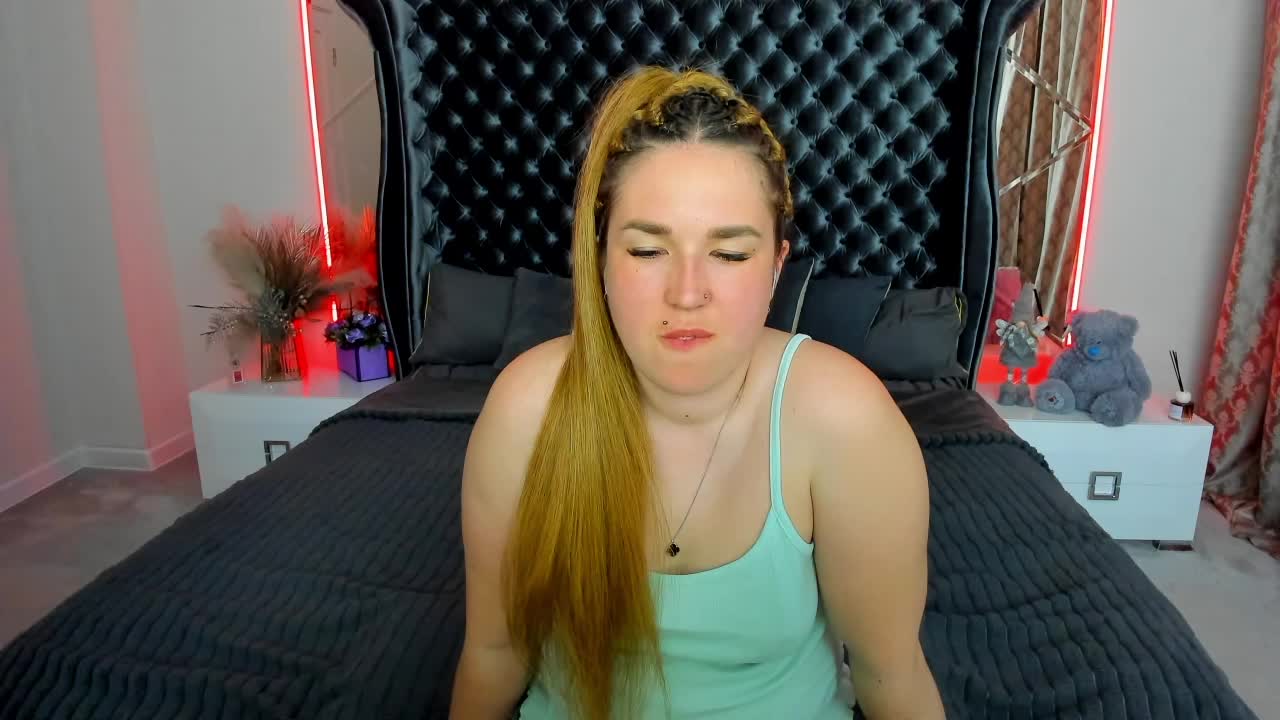 SofiiDarling Adult Chat April 17, 2026