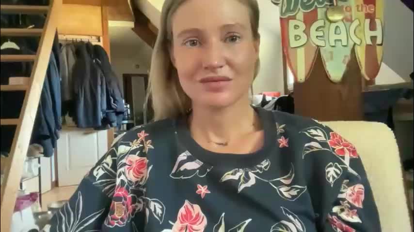 lili_blue1 Adult Chat April 17, 2026