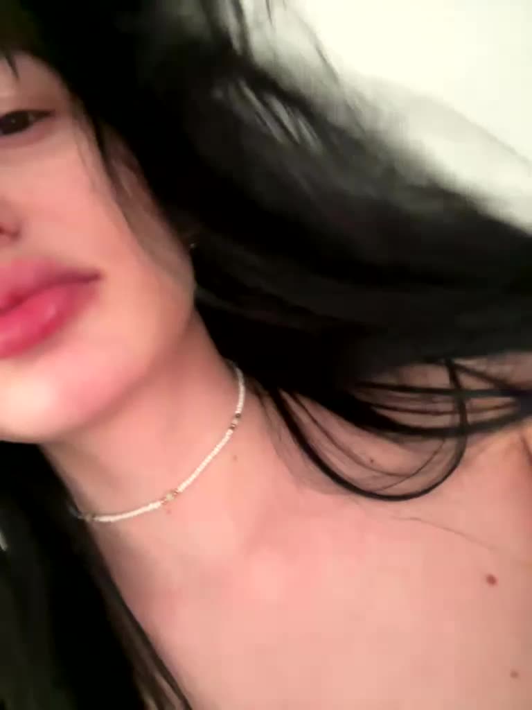 pinklildoll Adult Chat April 17, 2026