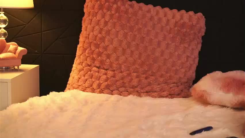 alexiss_texxxas Adult Chat April 17, 2026