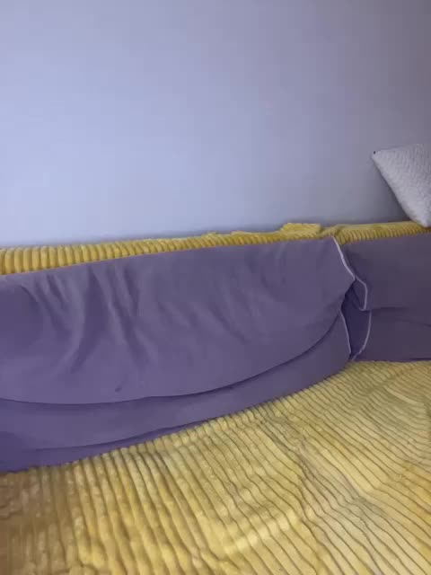 -Violetta- Adult Chat April 17, 2026