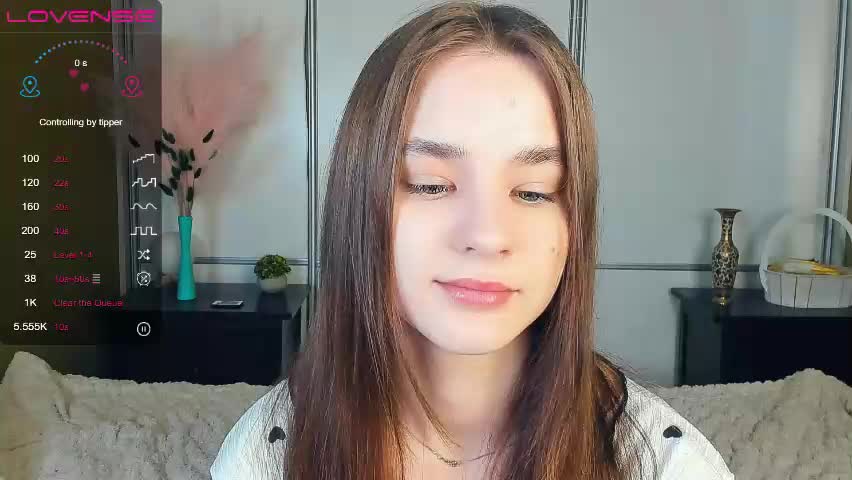meoww_meows Adult Chat April 17, 2026