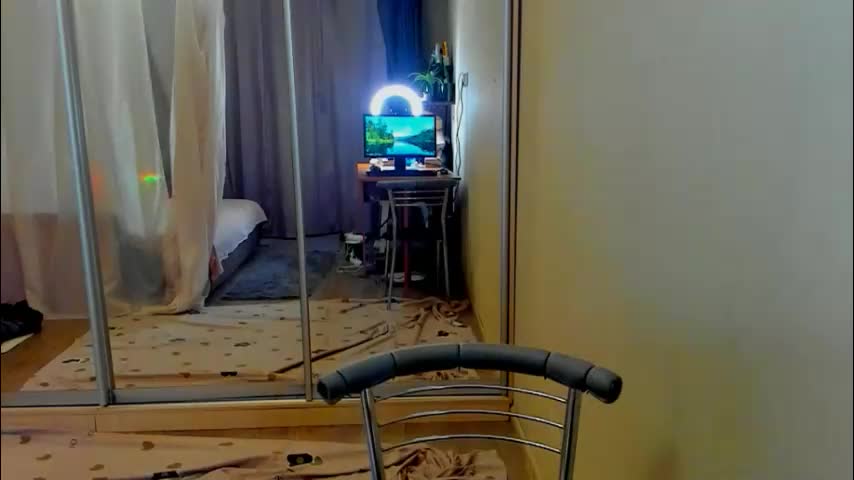 jessy_lil Adult Chat April 18, 2026