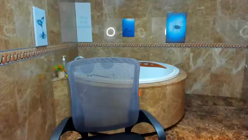 carolina_sky Adult Chat April 18, 2026