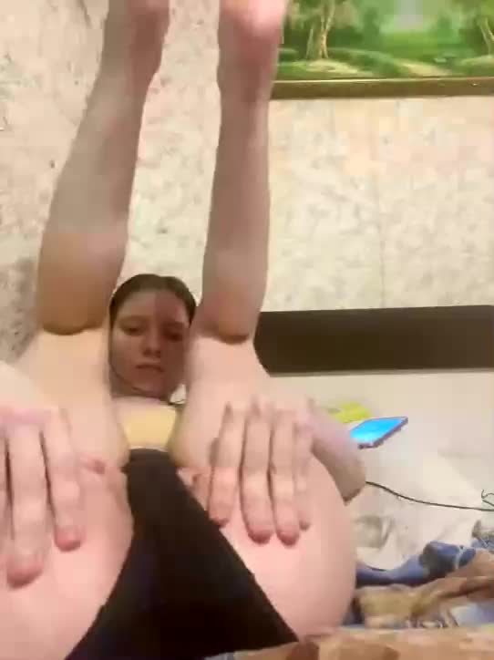 krashihayourheart Adult Chat April 18, 2026