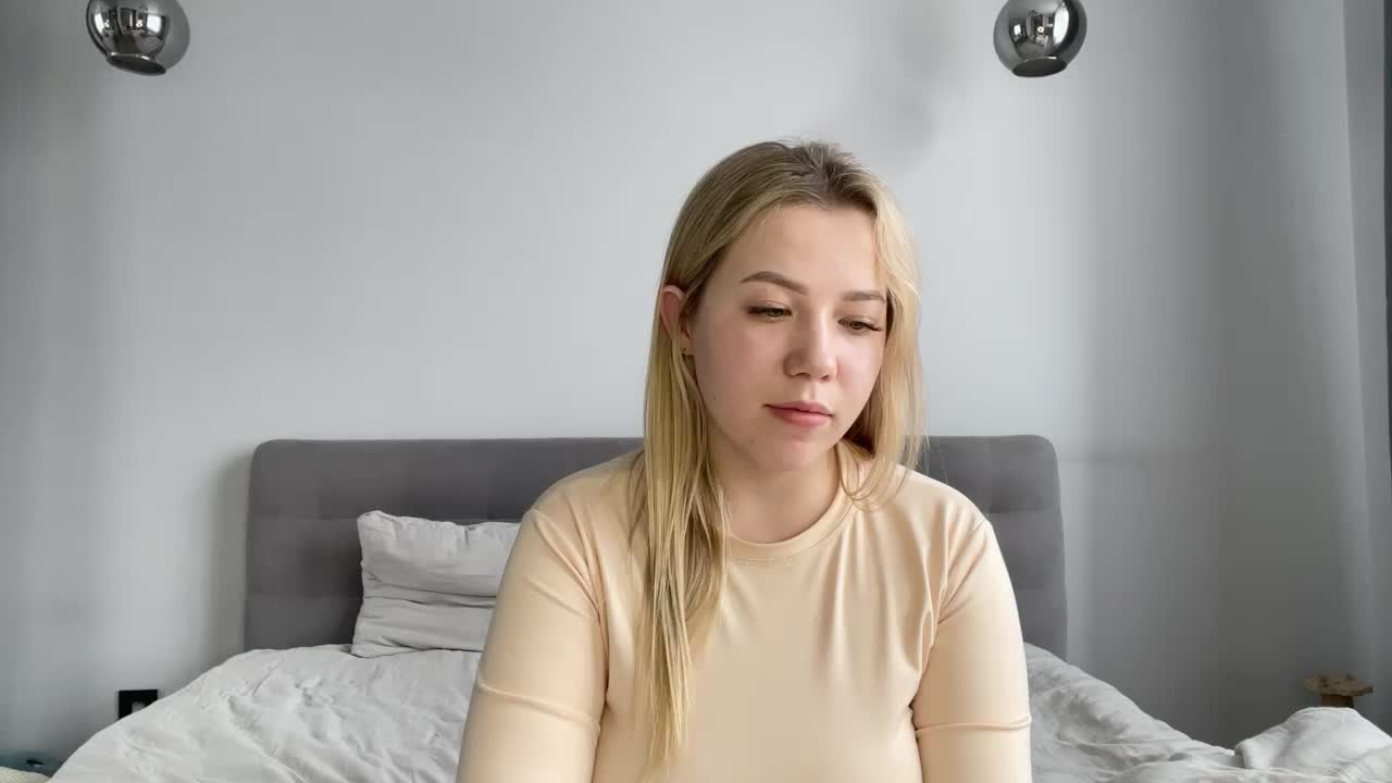 AlyraSun Adult Chat April 18, 2026