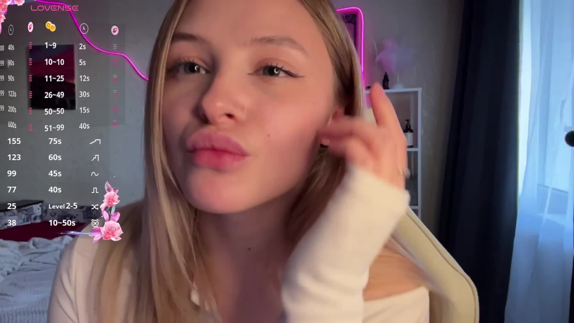 VictoriaMist Adult Chat April 18, 2026