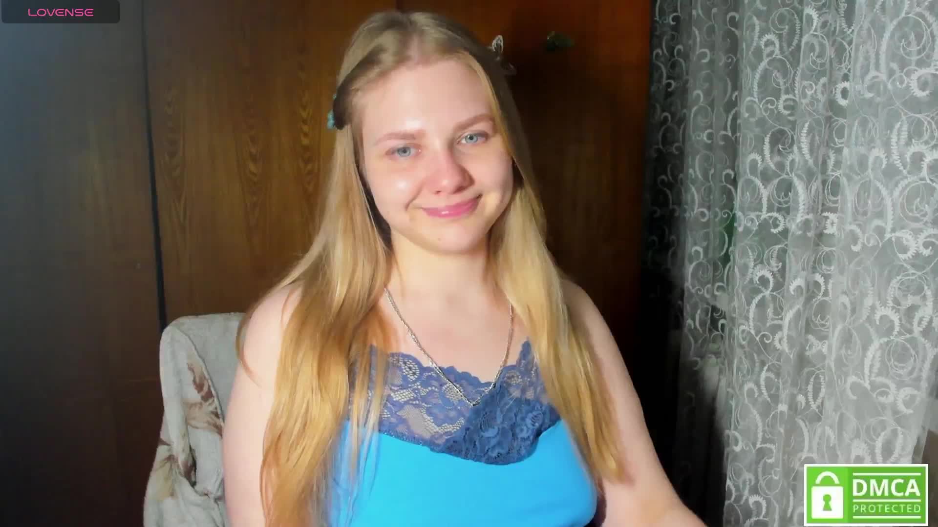 Emma-Frizea Adult Chat April 18, 2026