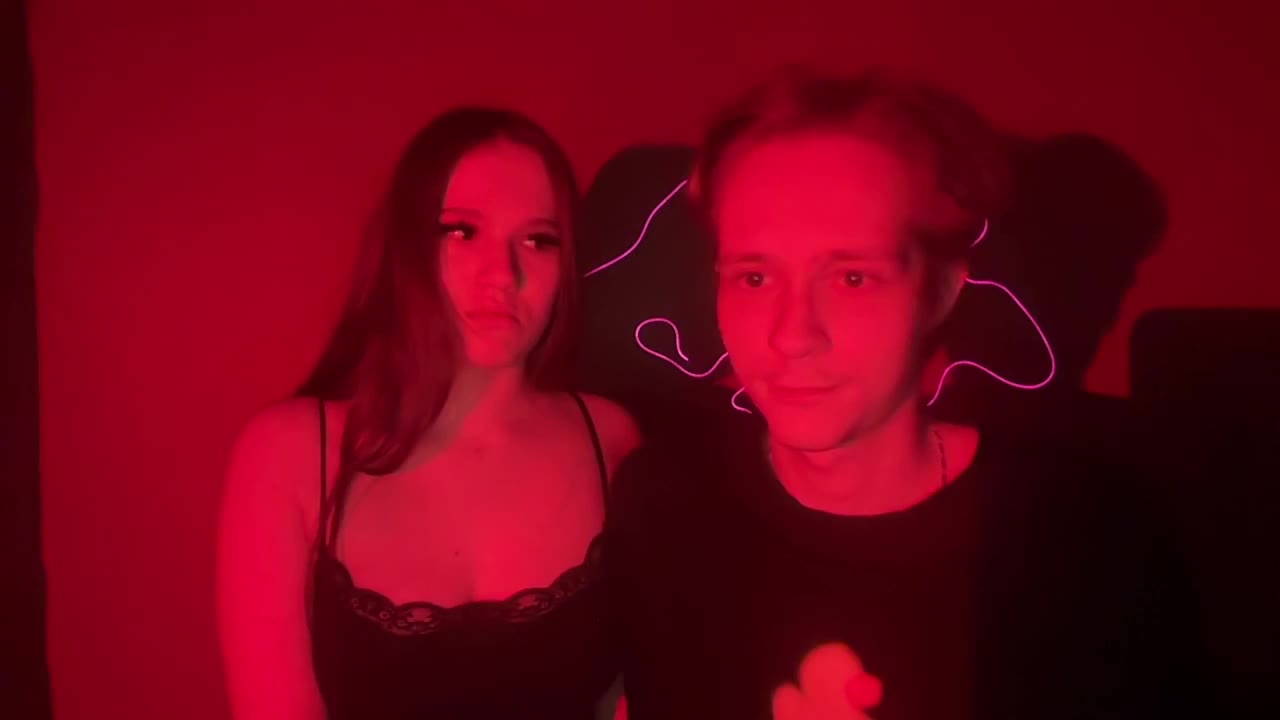 titsDestroy2007 Adult Chat April 18, 2026