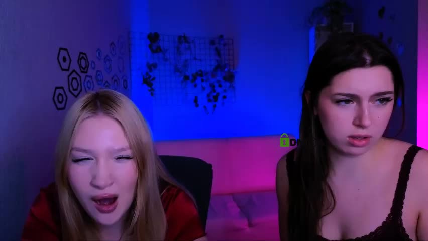 playful_sophie Adult Chat April 18, 2026