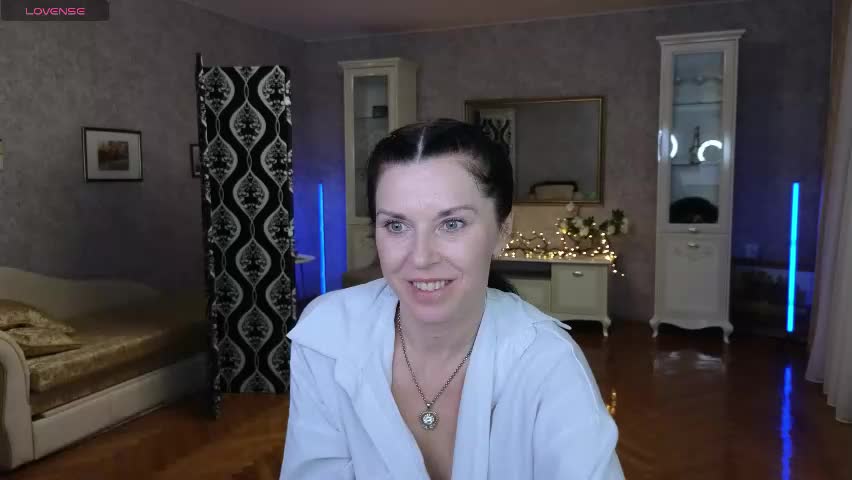 lina_flore Adult Chat April 18, 2026