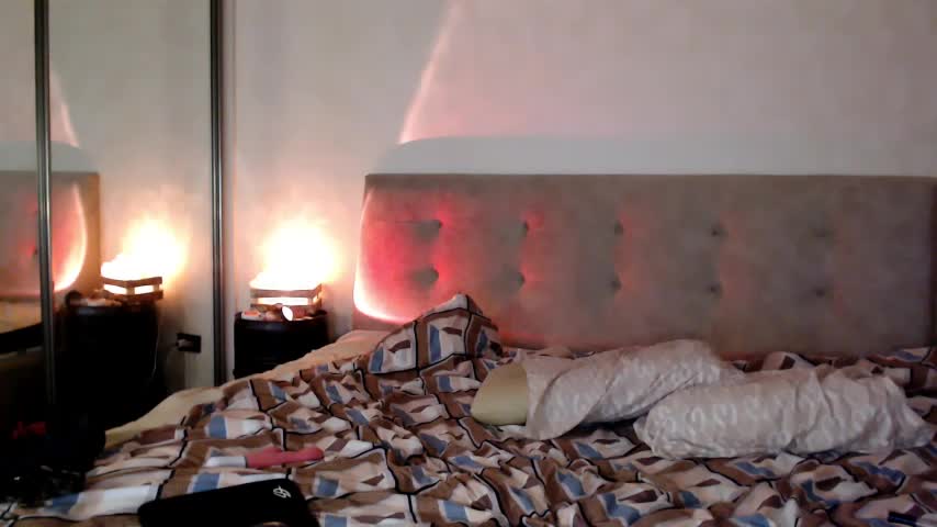 -Yummybabes- Adult Chat April 18, 2026