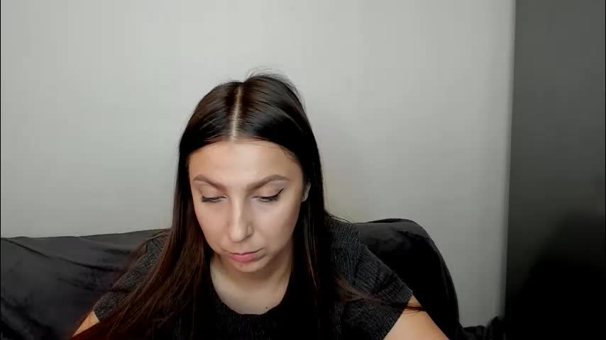 sinthiahug Adult Chat April 18, 2026