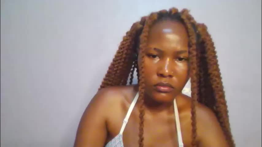 lovelyy_dreams Adult Chat April 18, 2026