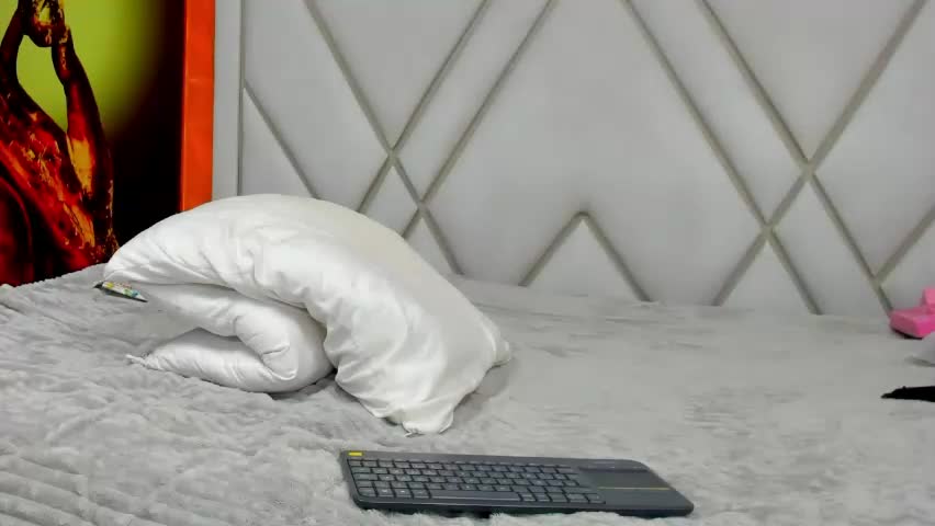 mia_kleim1 Adult Chat April 18, 2026