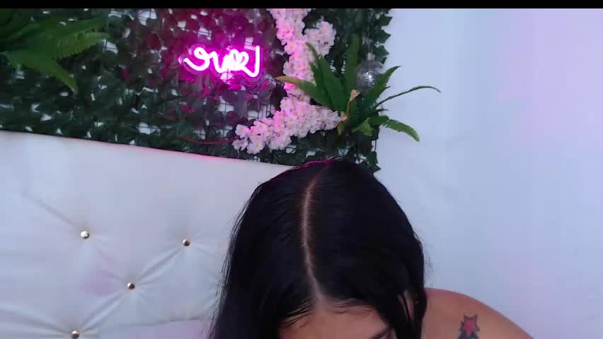 vayolet_sexy_ Adult Chat April 18, 2026