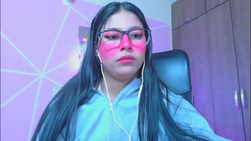 xallysonx_ Adult Chat April 18, 2026