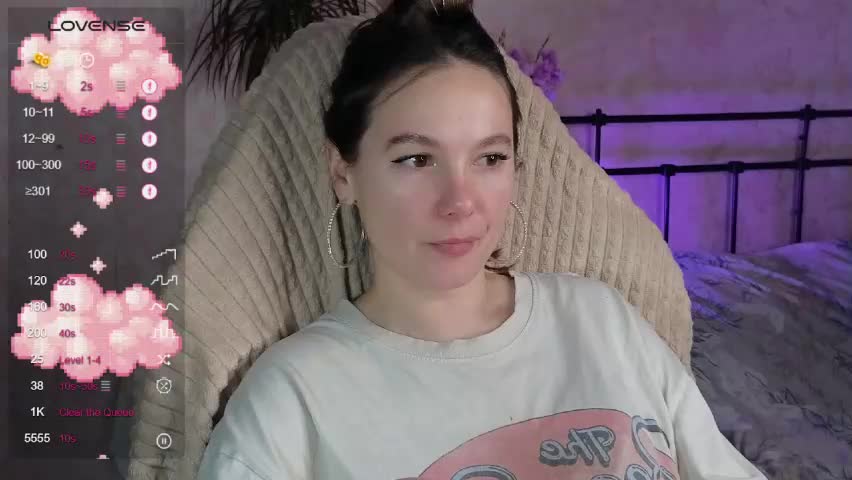 lil_luna_x Adult Chat April 18, 2026