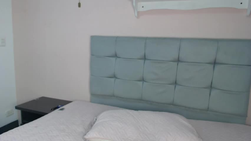 disyamil_pineda Adult Chat April 18, 2026