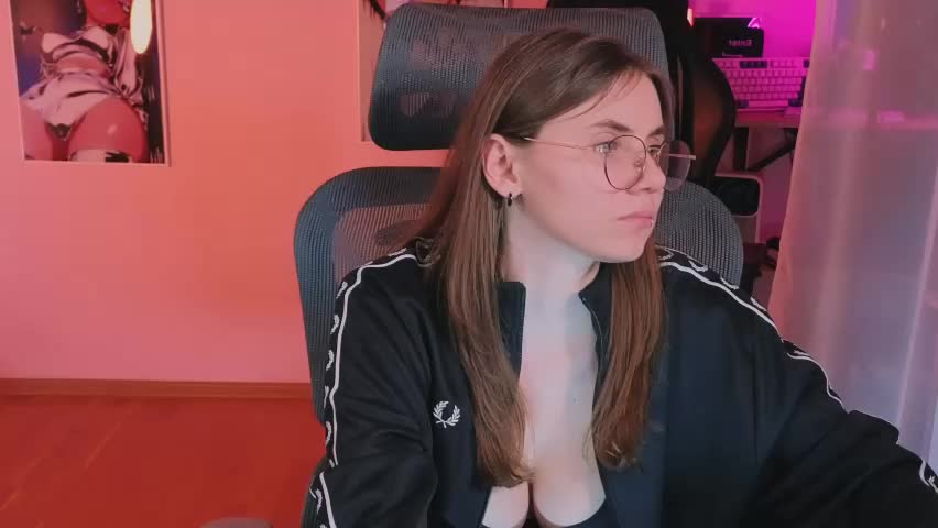 _lovelylove_ Adult Chat April 18, 2026