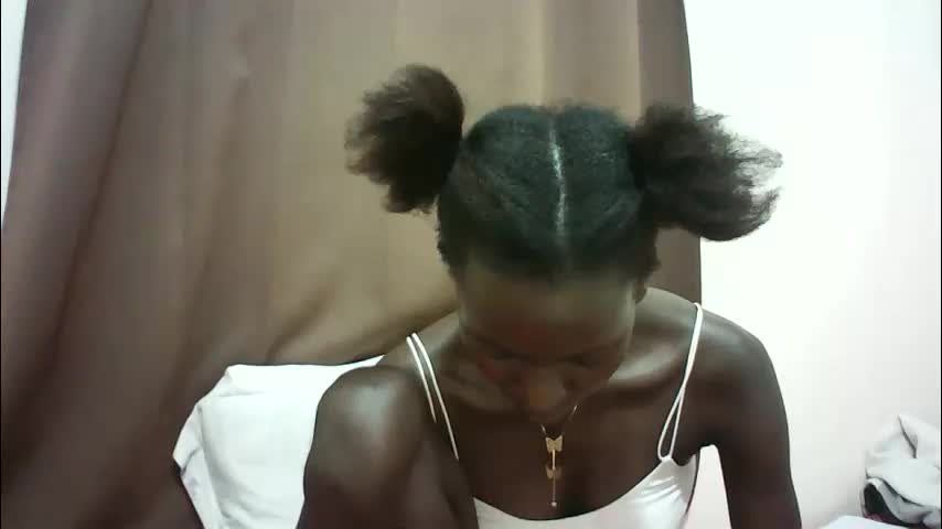 queen_0012 Adult Chat April 18, 2026