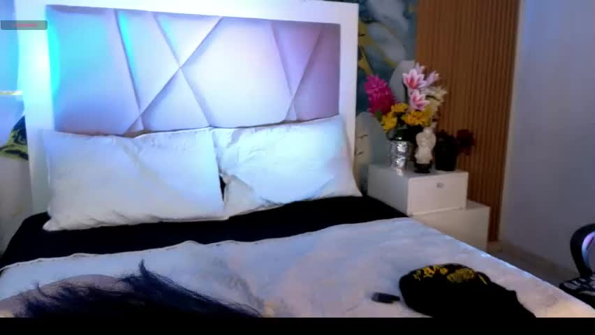 sienna_desiree Adult Chat April 18, 2026