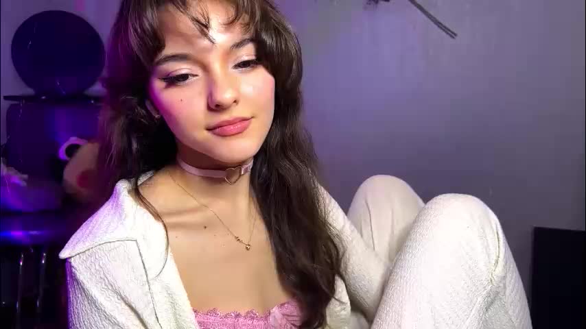 elisabethmikowski Adult Chat April 18, 2026