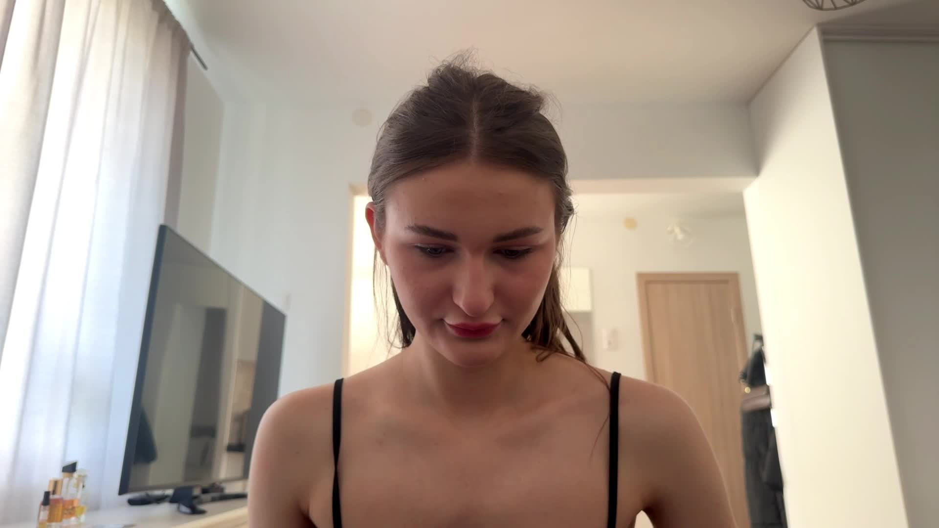 LauraMondella Adult Chat April 18, 2026