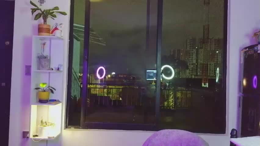 sapphire_mei Adult Chat April 18, 2026