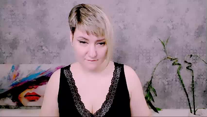 djullia Adult Chat April 18, 2026