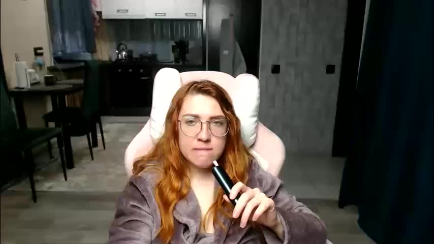 reginasmilee Adult Chat April 18, 2026