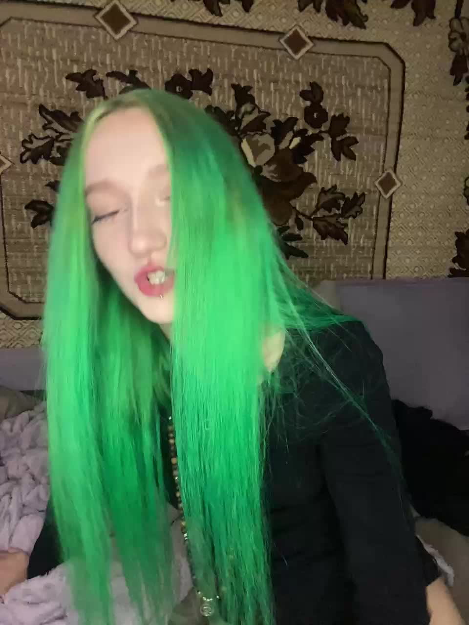 Mayaaaa00 Adult Chat April 18, 2026