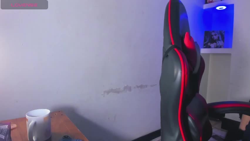 honeyluxe_ Adult Chat April 18, 2026