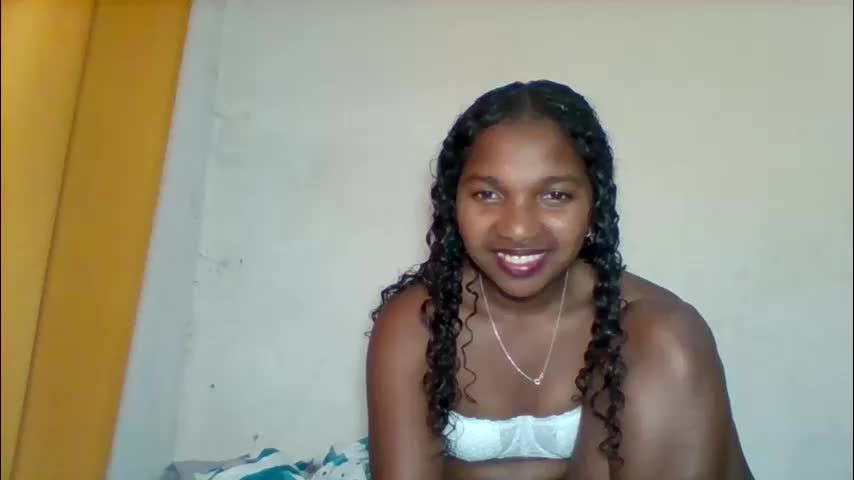 mila_lunah Adult Chat April 18, 2026