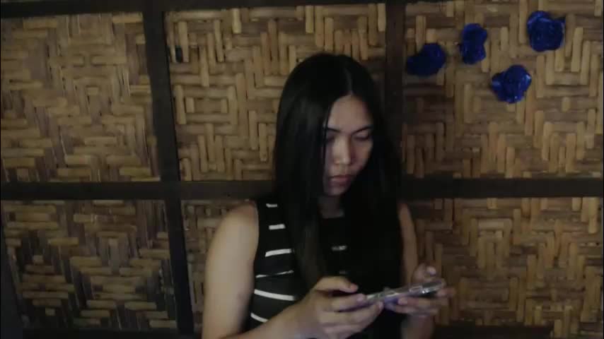sweet_lady14 Adult Chat April 18, 2026