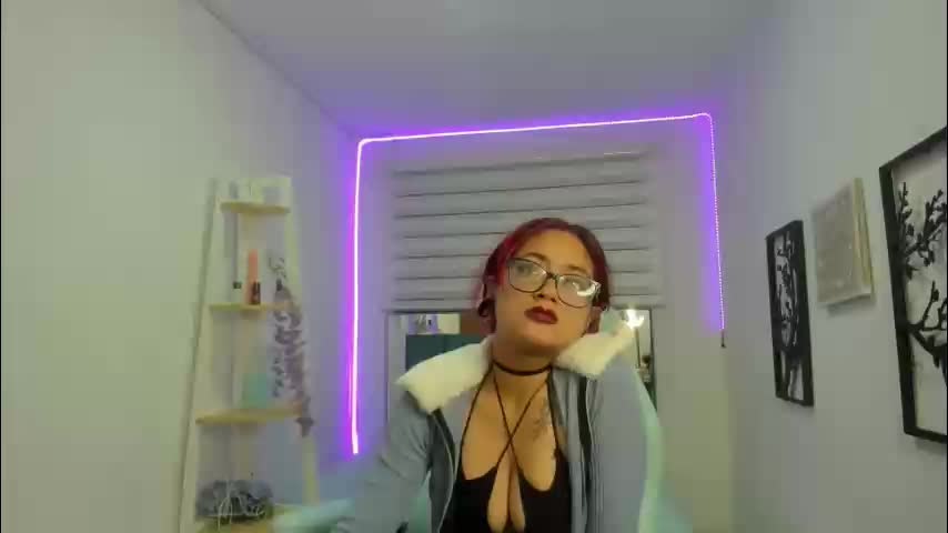 zoe_jonesx Adult Chat April 18, 2026