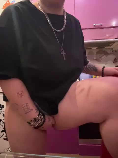 arlekinotwwit Adult Chat April 19, 2026