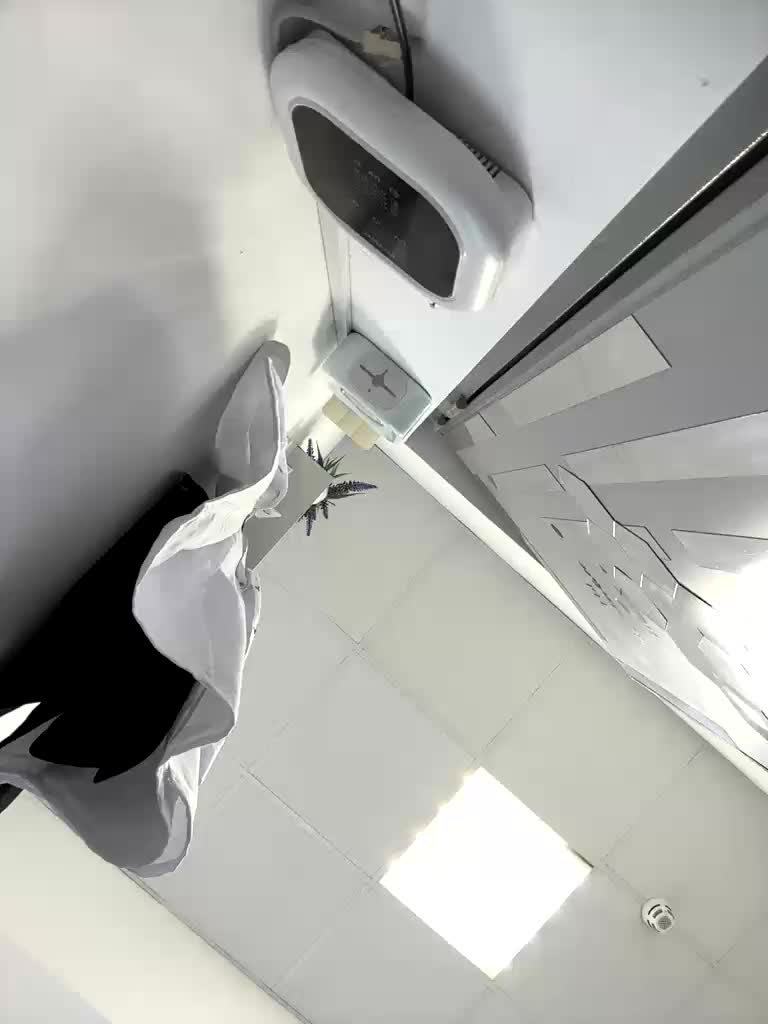 Amelia575-1 Adult Chat April 19, 2026