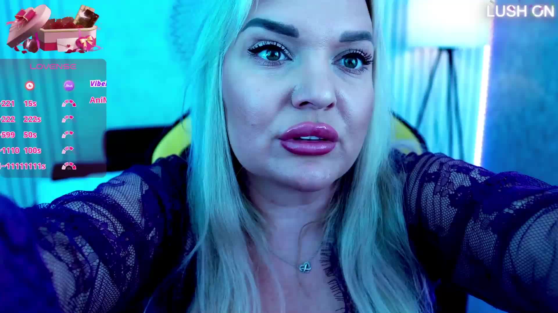 AmelyLoveme Adult Chat April 19, 2026