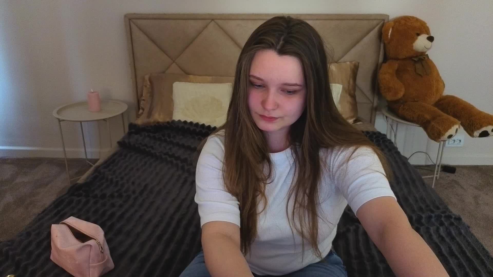 MagikPeachh Adult Chat April 19, 2026